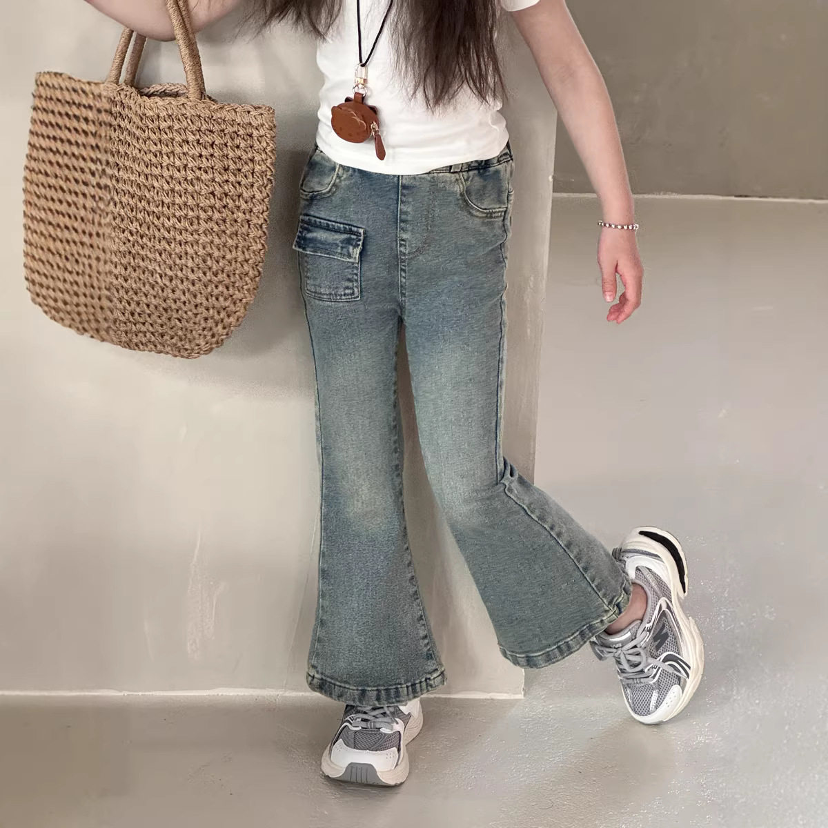 女大童2026女童春夏新款韩版微喇牛仔裤 女宝宝牛仔修身大喇叭裤