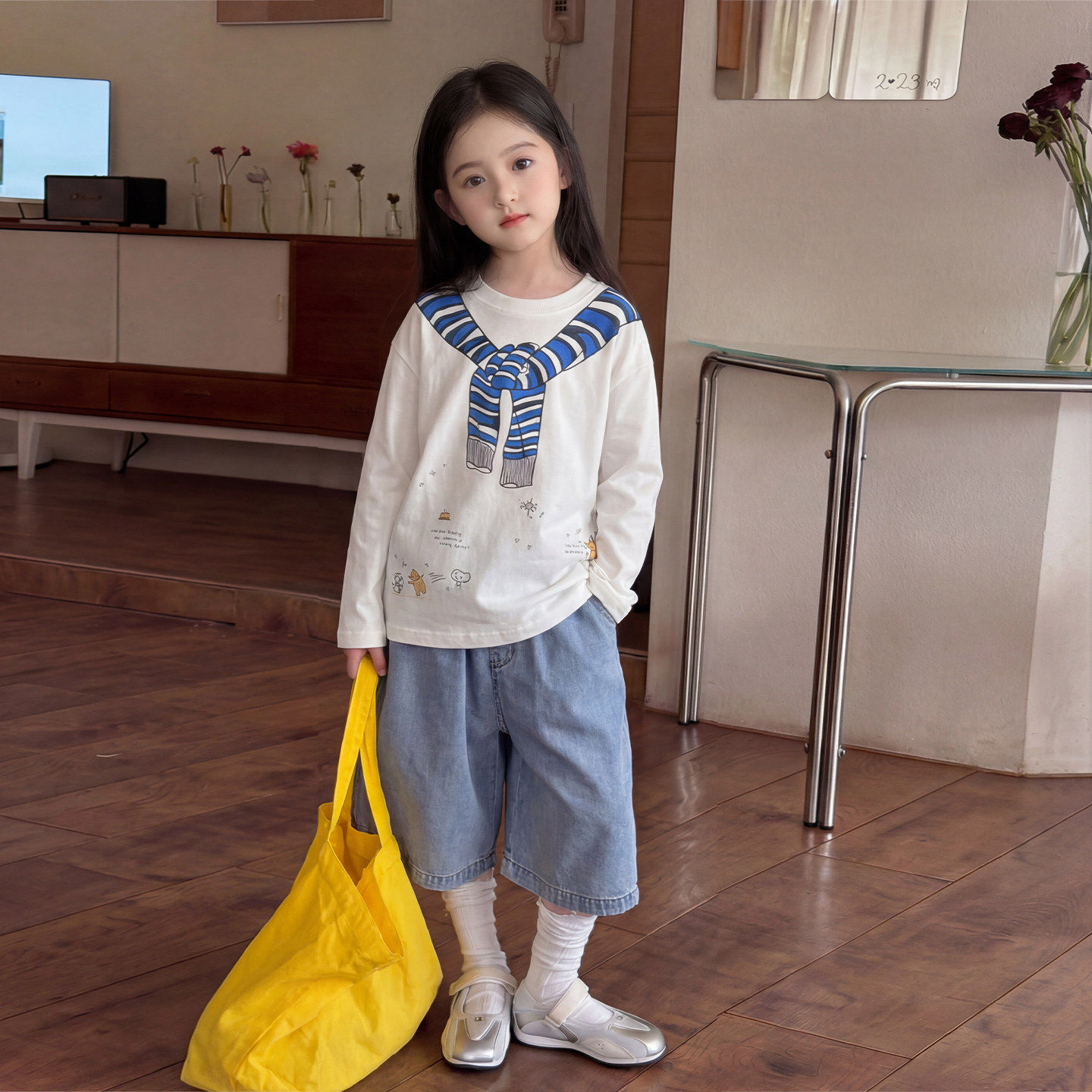 女童长袖t恤春季2026新款小学生女孩春装薄款休闲上衣洋气打底衫