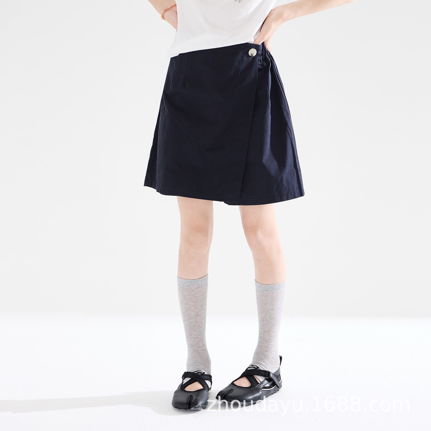 周大雨女童设计感侧开叉裙裤2026夏装新款儿童百搭短款a字半身裙