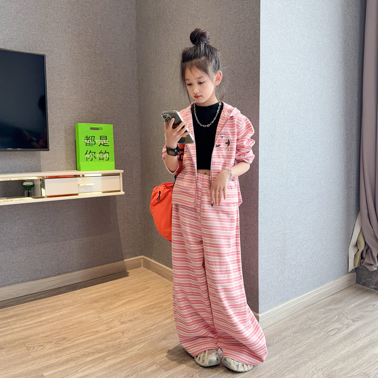 女童2026春装新款美式复古条纹连帽卫衣外套阔腿裤大童洋气两件套