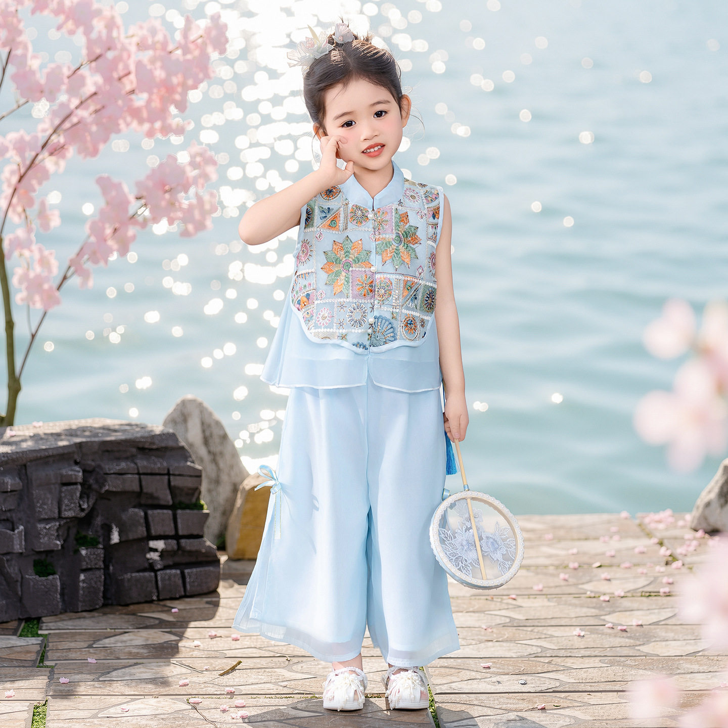 2026夏季新国学小美满汉服表演