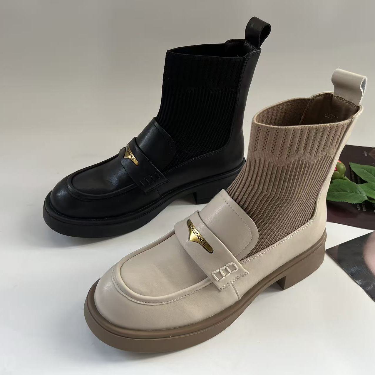 百~L舒适回弹女鞋子复古乐福鞋单里短靴松紧口袜靴子新款真皮皮鞋