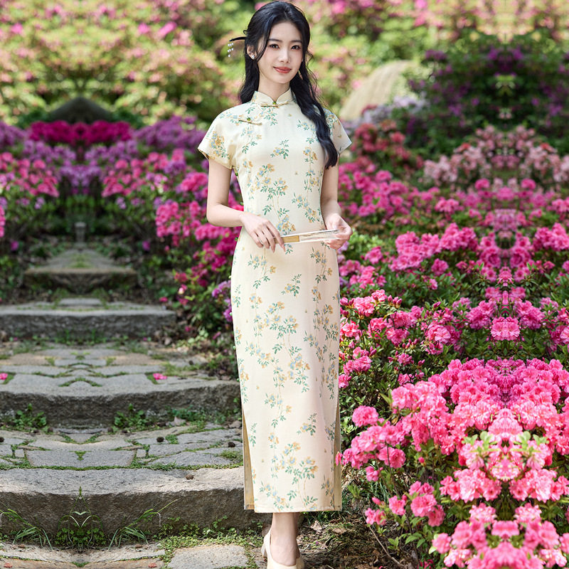 唐之语女装陶玉梅商场同款2026新款画报夫人旗袍先生崔万志旗舰店图片