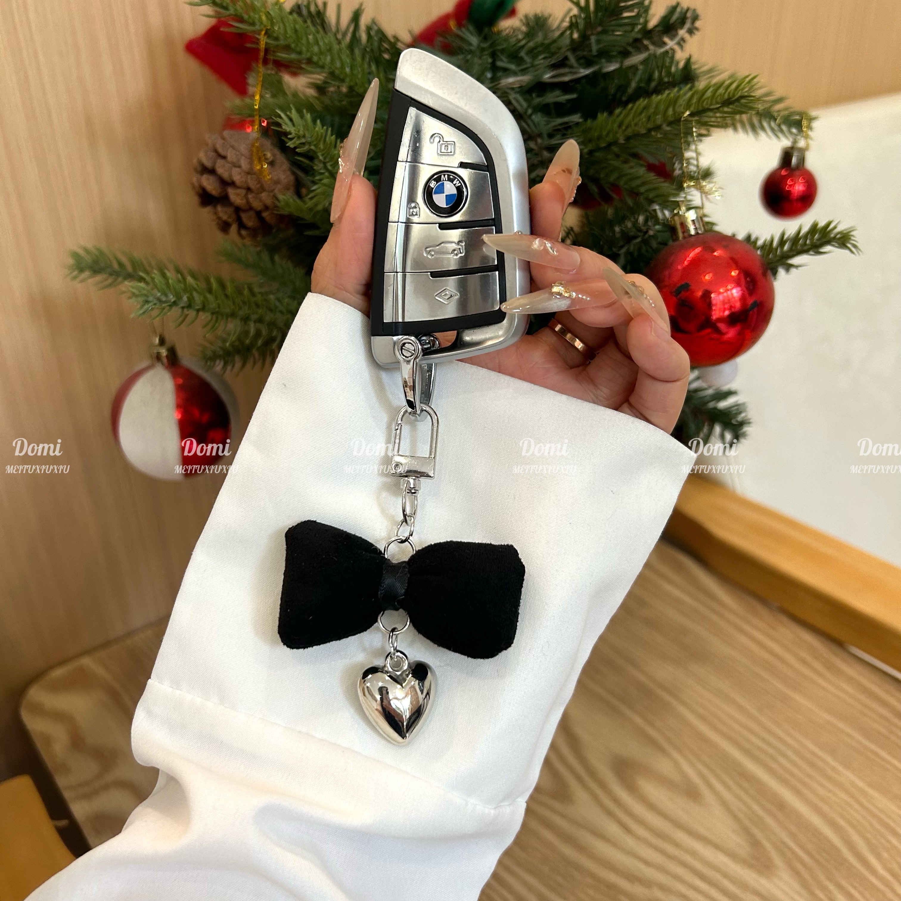 翻毛皮小香风钥匙扣精致女简约高级感汽车轻奢小众包挂饰挂件配件