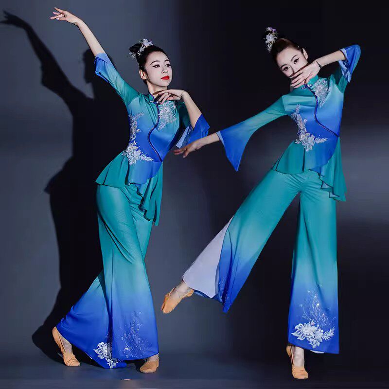 秧歌服演出服女2025新款中老年腰鼓扇子伞舞蹈服装成人广场舞套装