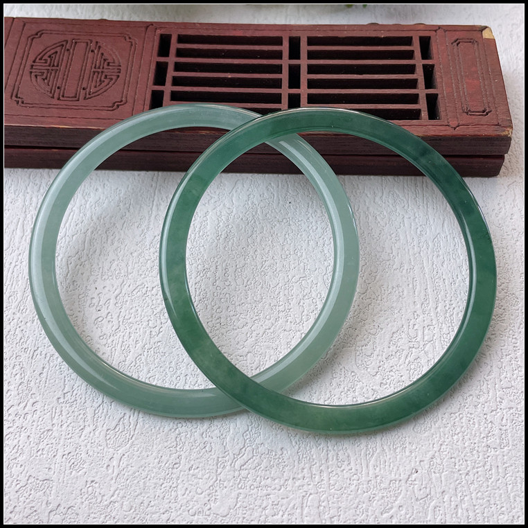 56圈口天然翡翠A货手镯冰润蓝水细圆条叮当镯对镯玉镯子女