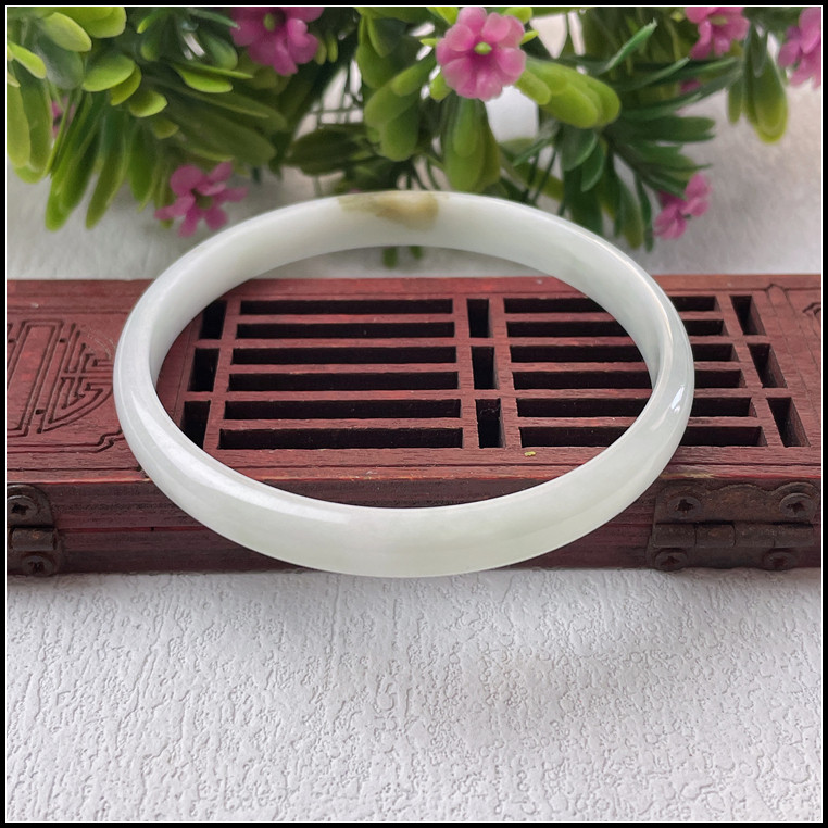 52圈口天然缅甸翡翠A货手镯冰糯种淡色细窄条圆镯幼条玉镯子女