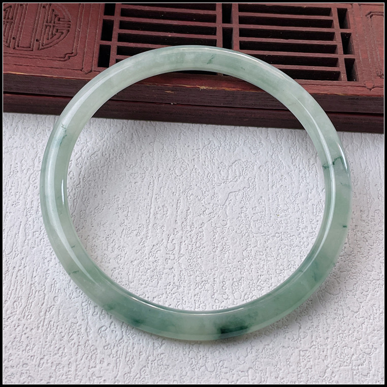 天然缅甸翡翠手镯叮当镯