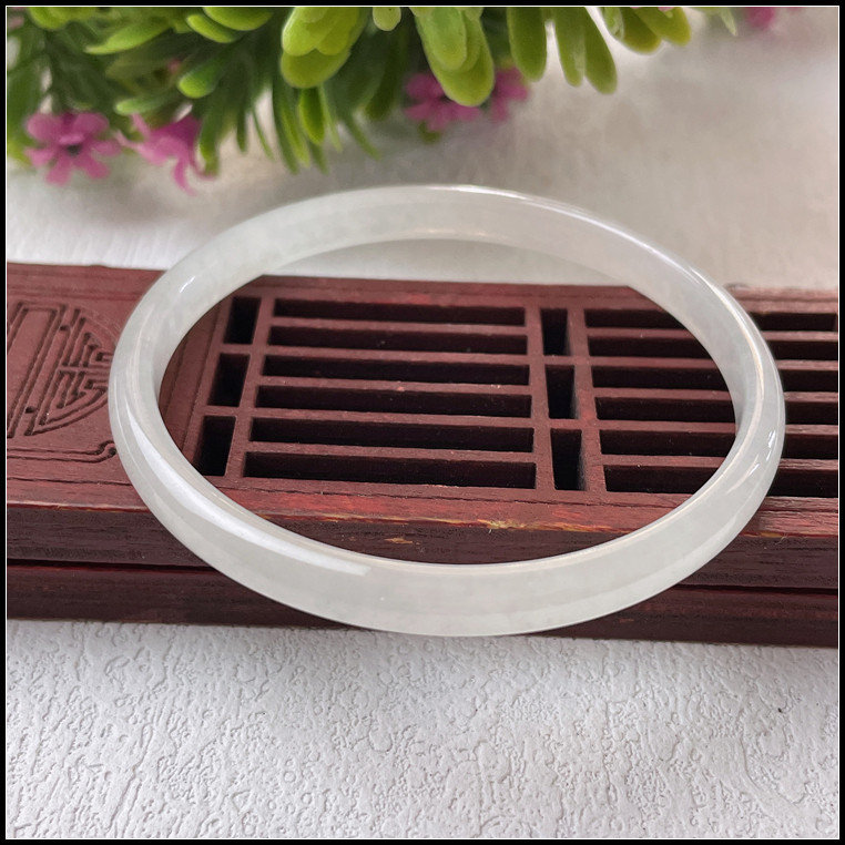 50圈口天然缅甸翡翠A货手镯冰种白底细窄条幼条叮当镯玉镯子女