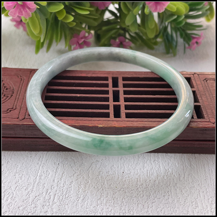 51小圈口天然缅甸翡翠A货手镯冰糯种飘花细窄条玉镯子女幼条