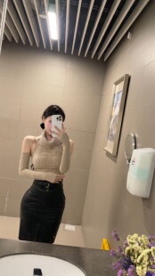 Genieeea吉妮的宝藏 韩味欧尼露背修身麻花纹高领针织背心袖套