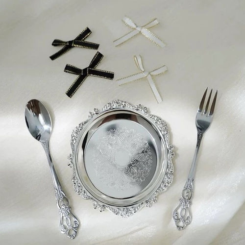 蛋糕托金属浮雕小托盘 ins装饰盘复古茶杯托首饰收纳盘零食蛋糕盘