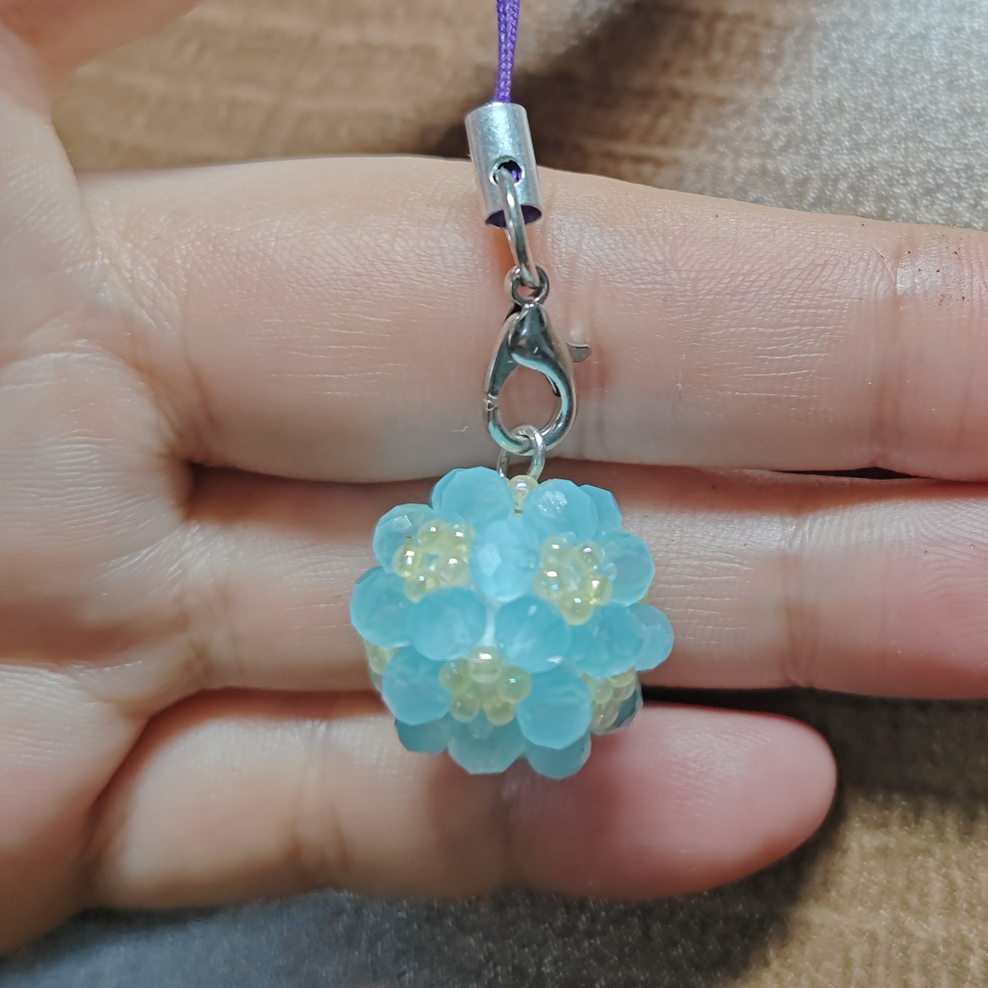 成品花球小挂件手工DIY串珠小花球手机挂件包包挂件装饰饰品
