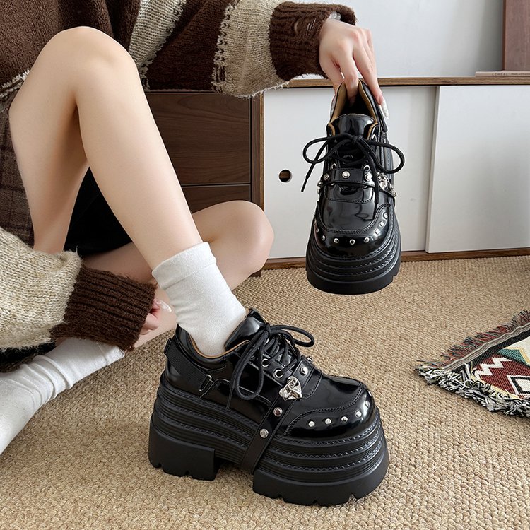 韩系高级感时尚厚底增高老爹皮鞋