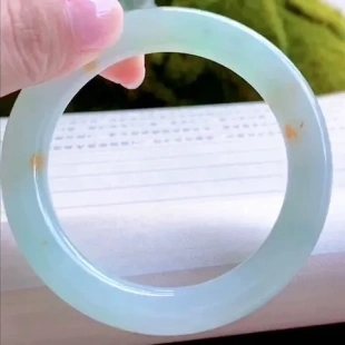 珠宝冰种手镯镯子飘花翡翠矿区翡翠缅甸阳绿圆条瑞六福天然