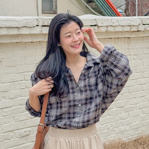 韩国特大码女装胖mm春装新品时尚格纹单口袋宽松长袖休闲衬衫0330