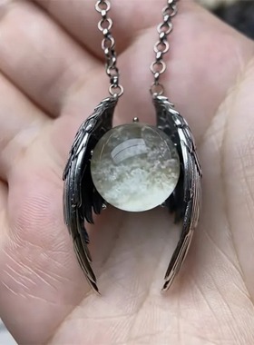 小众复古天使翅膀水晶球项链