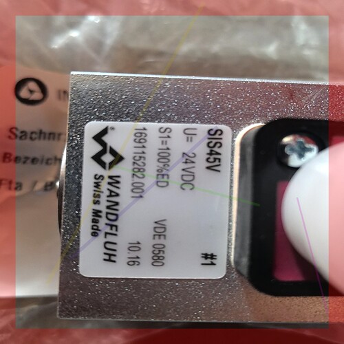 SIS45V-R230WFLUH全新正品