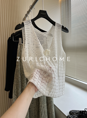 ZURICH HOME 休闲出游风 白色小花花休闲镂空V领针织背心上衣