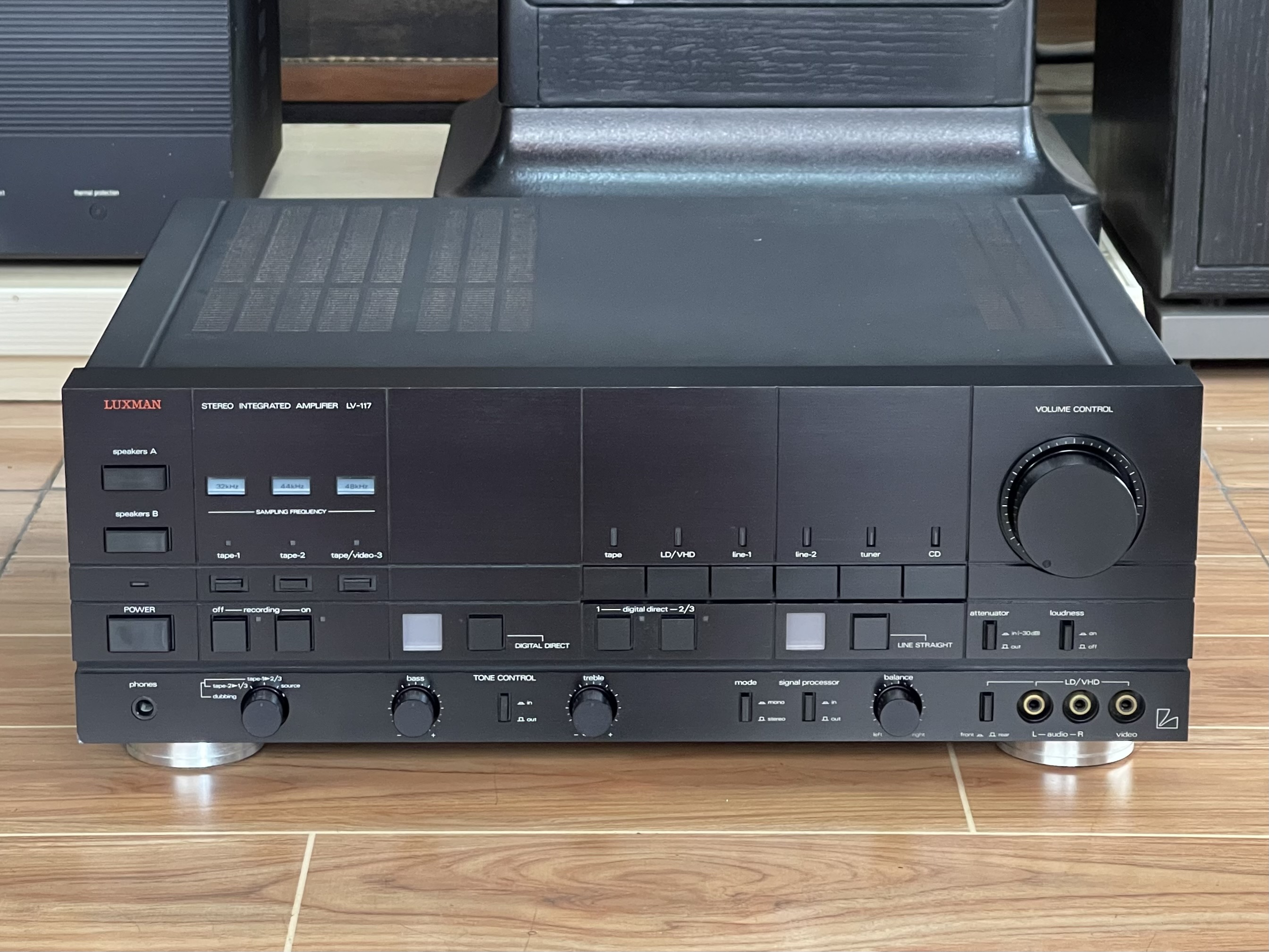 日本LUXMAN/力士 LV-117 经典发烧高端合并功放机/国际电压