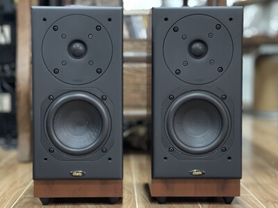 意大利chario/卓丽 HLPER1000 MK2 一代铭器经典发烧高端书架音箱