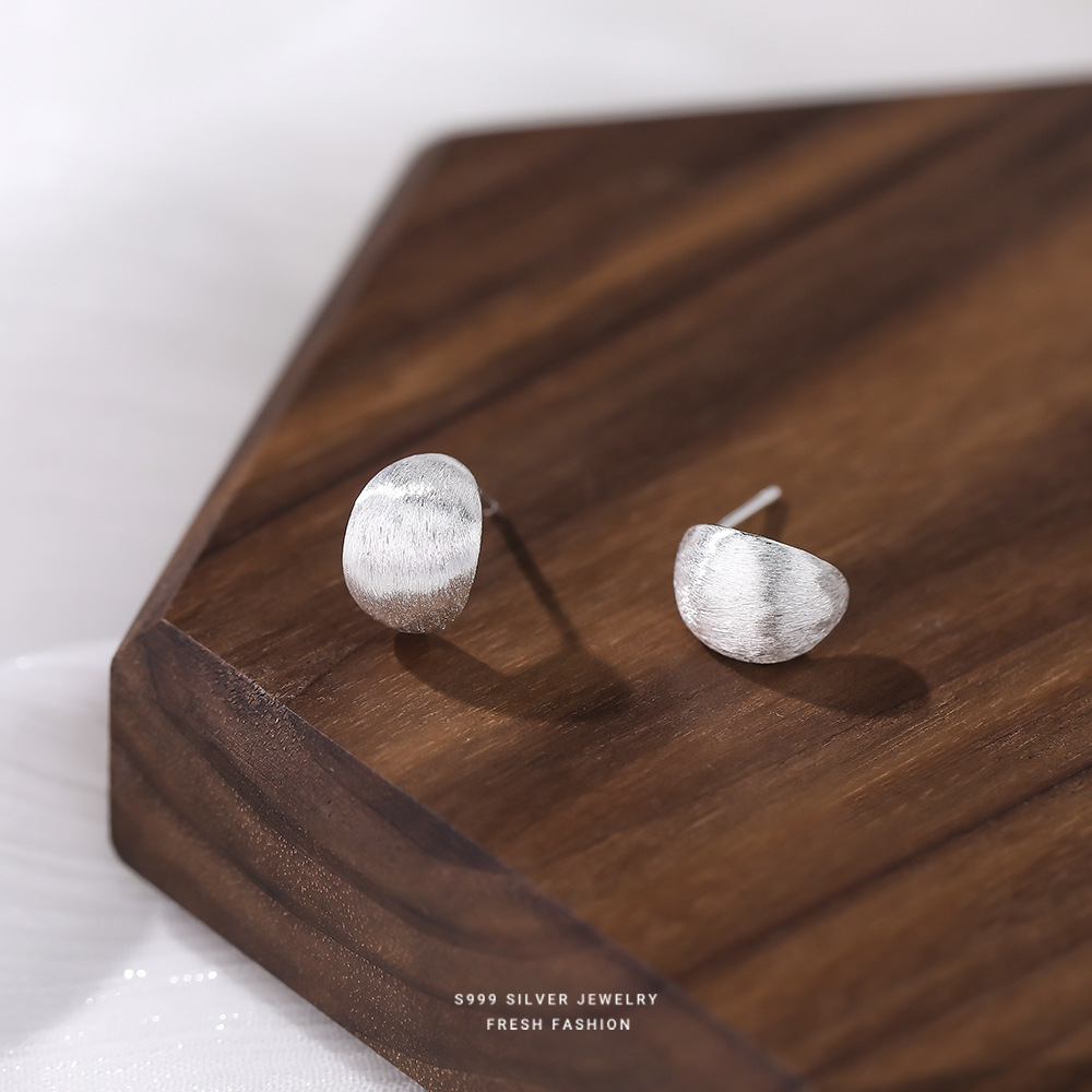 s999足银弧形磨砂拉丝耳钉