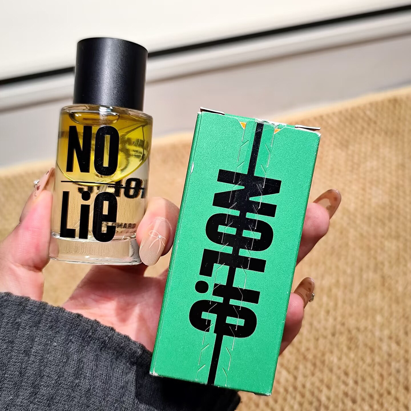 看日期！外盒磨损~韩国NOLIE橙色香水身体香氛喷雾清雅淡香95g