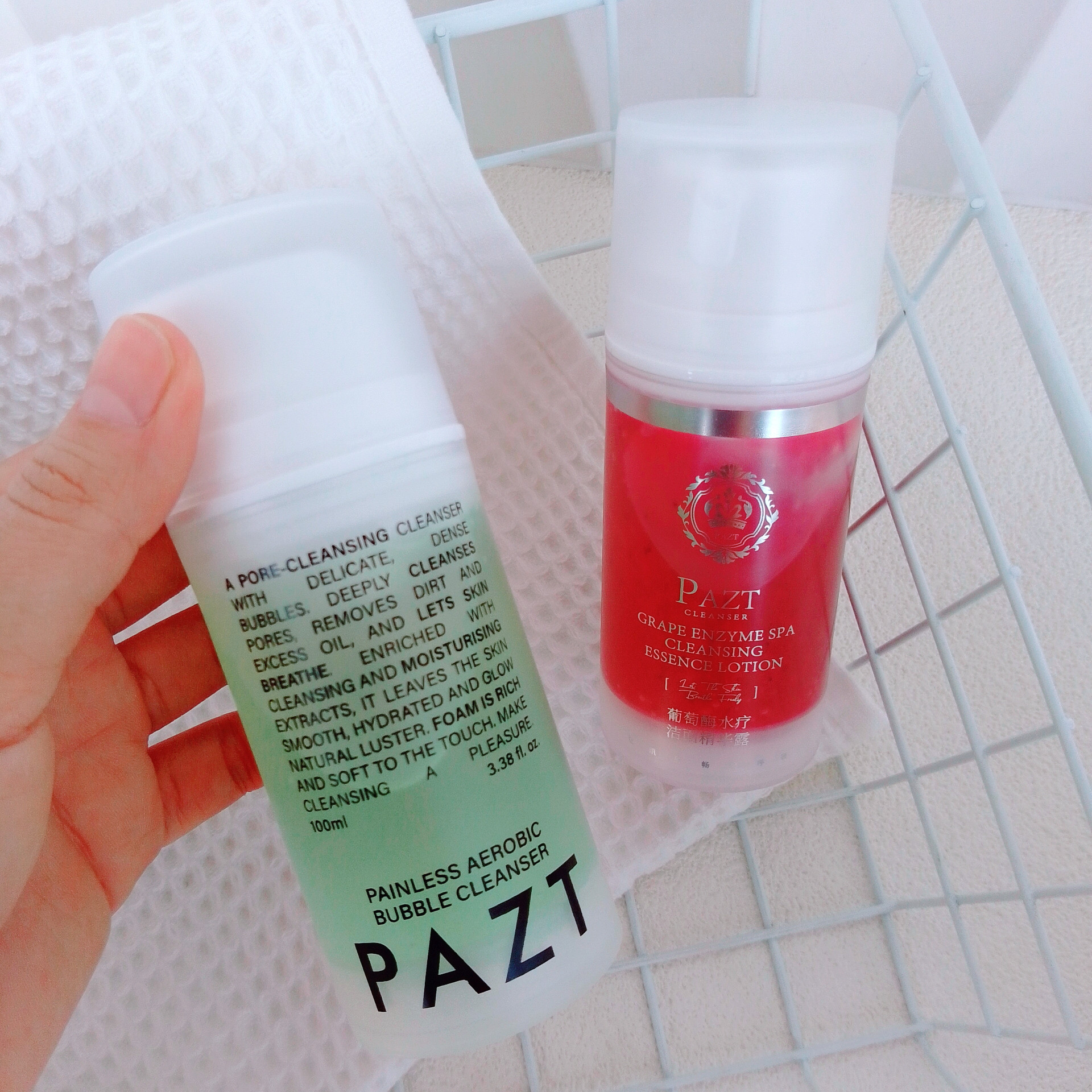 让毛孔自由呼吸~PAZT无痛有氧小气泡洁面乳控油清洁洗面奶100ml