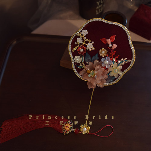 中式红色精致小扇子团扇喜扇