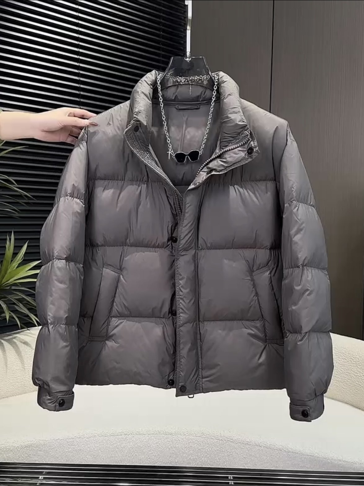 2025新款羽绒服男款冬季高级感加厚高充绒量袄子短款潮牌帅气外套