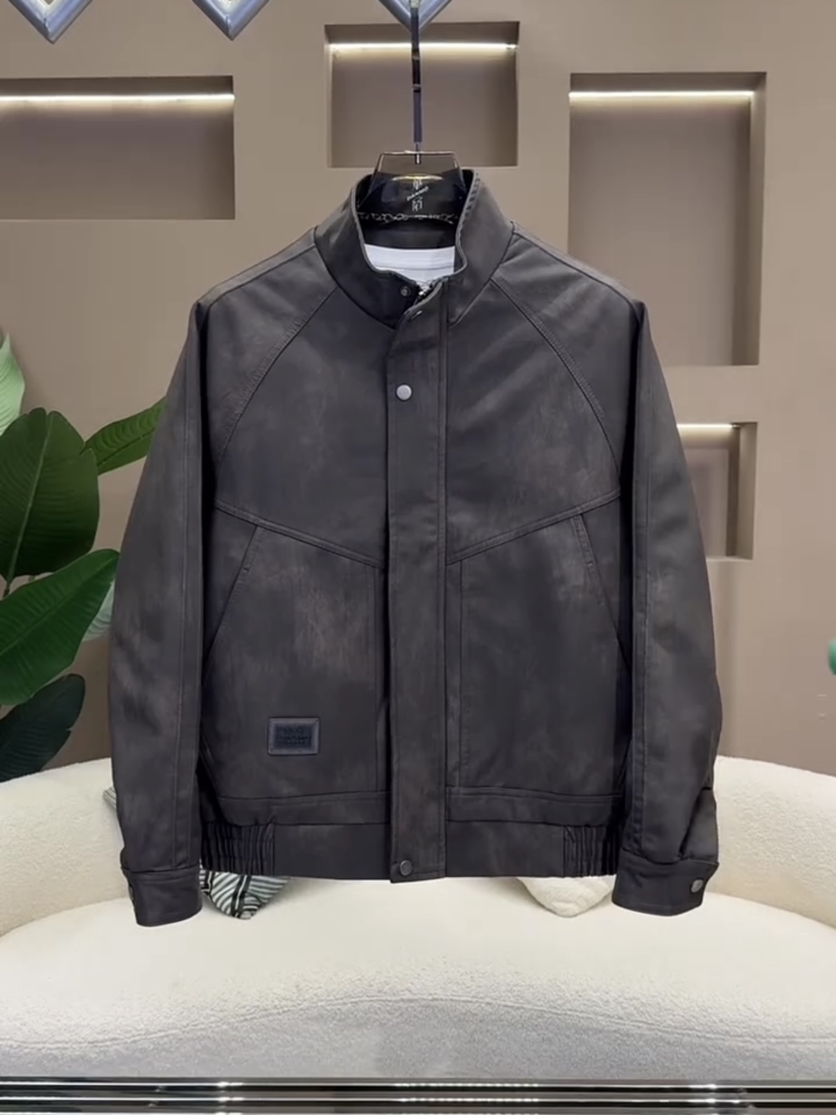 2025新款秋冬高端皮衣外套男加绒加厚潮牌痞帅机车服PU皮立领夹克