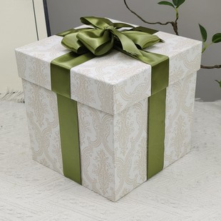 超大号正方形圣诞商场4S店美陈道具场景布置店庆礼品盒生日礼物盒