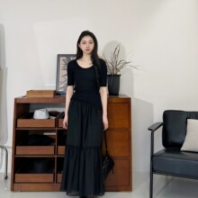 桑蚕丝•莱赛尔｜euri经典坑条柔软亲肤女士U领短袖 T 恤-MY5797