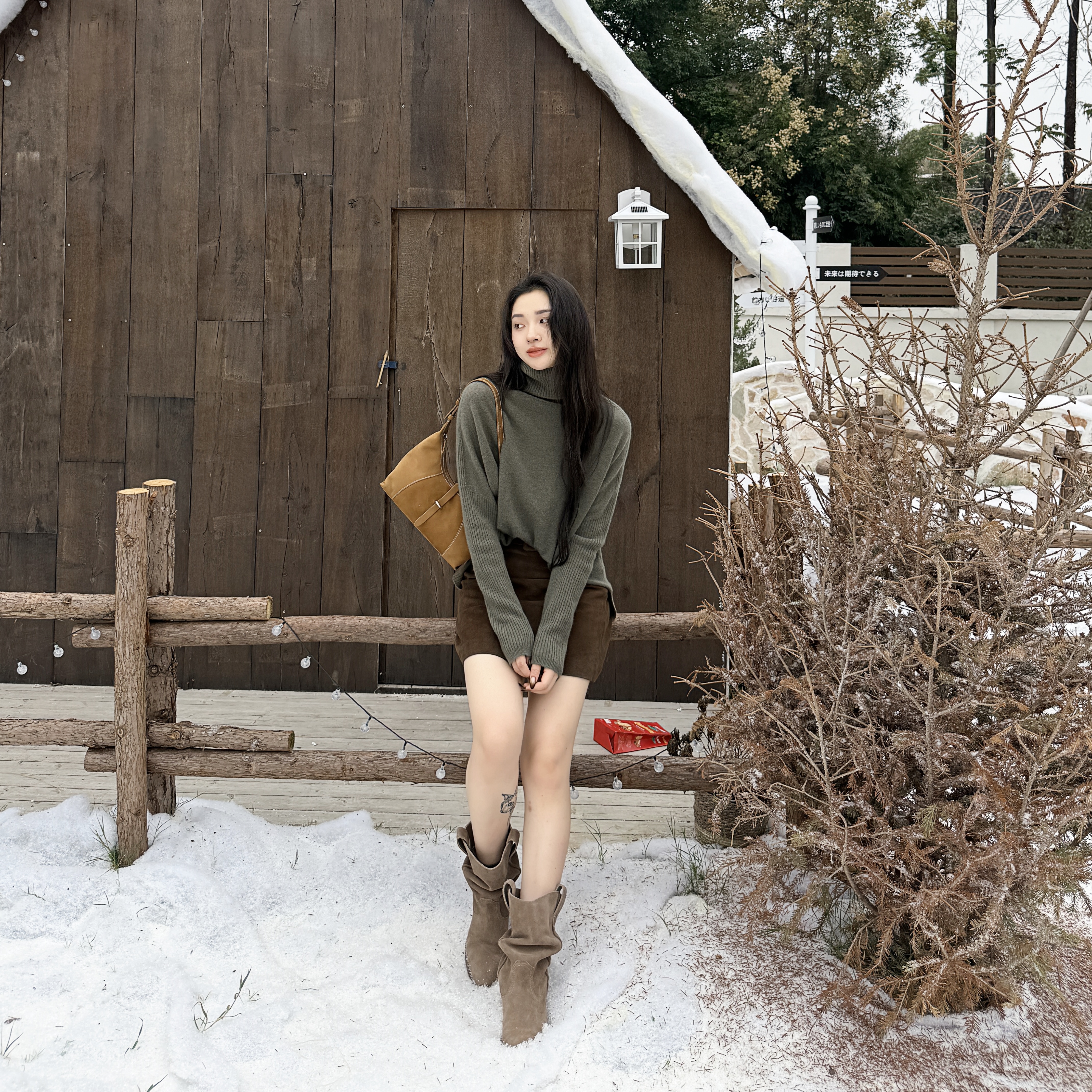 手握咖啡的午后丨100山羊绒丨法式高领秋冬保暖毛衣羊绒衫-MY6323