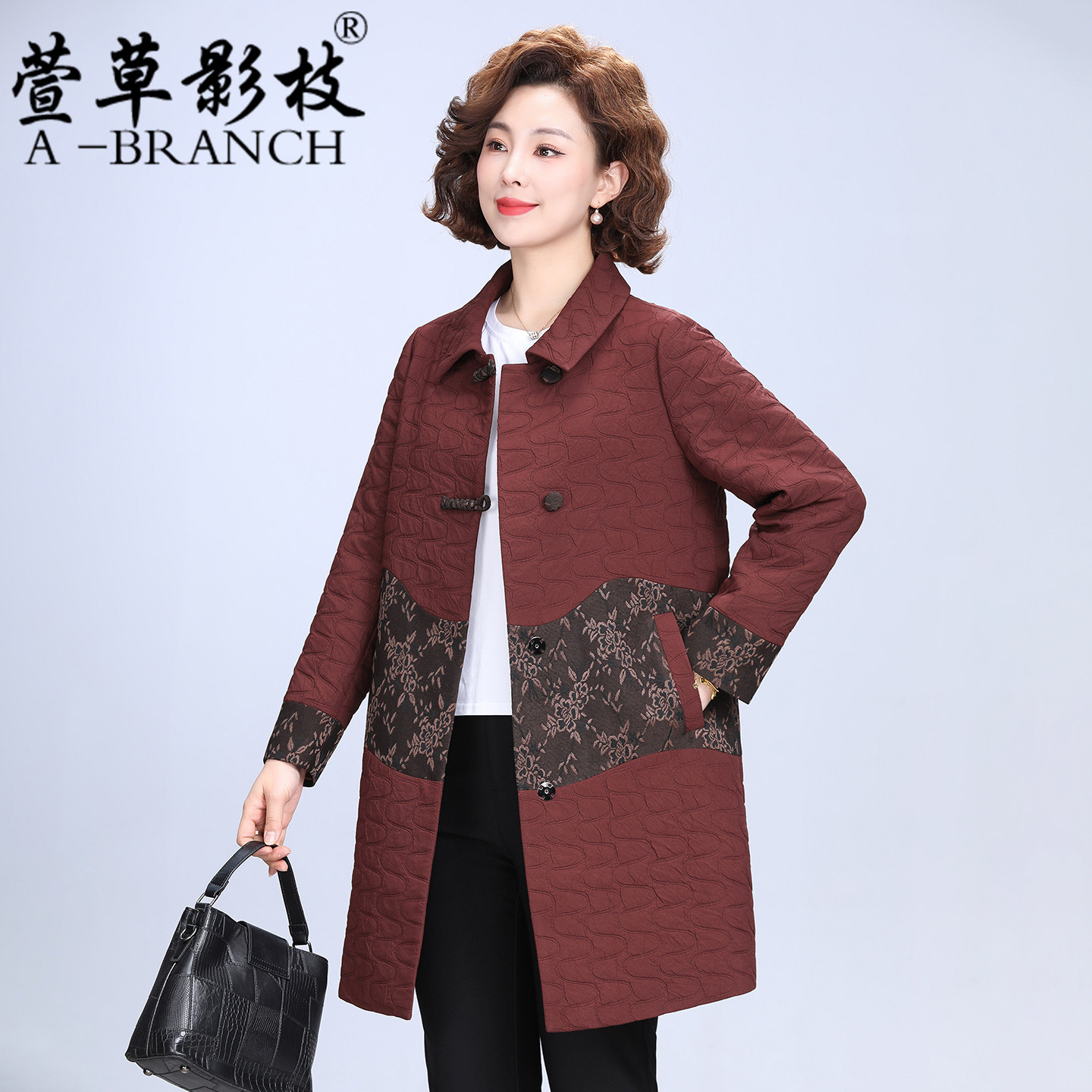 妈妈春装新中式国风外套宽松中长款2026新款中老年人风衣春秋女装