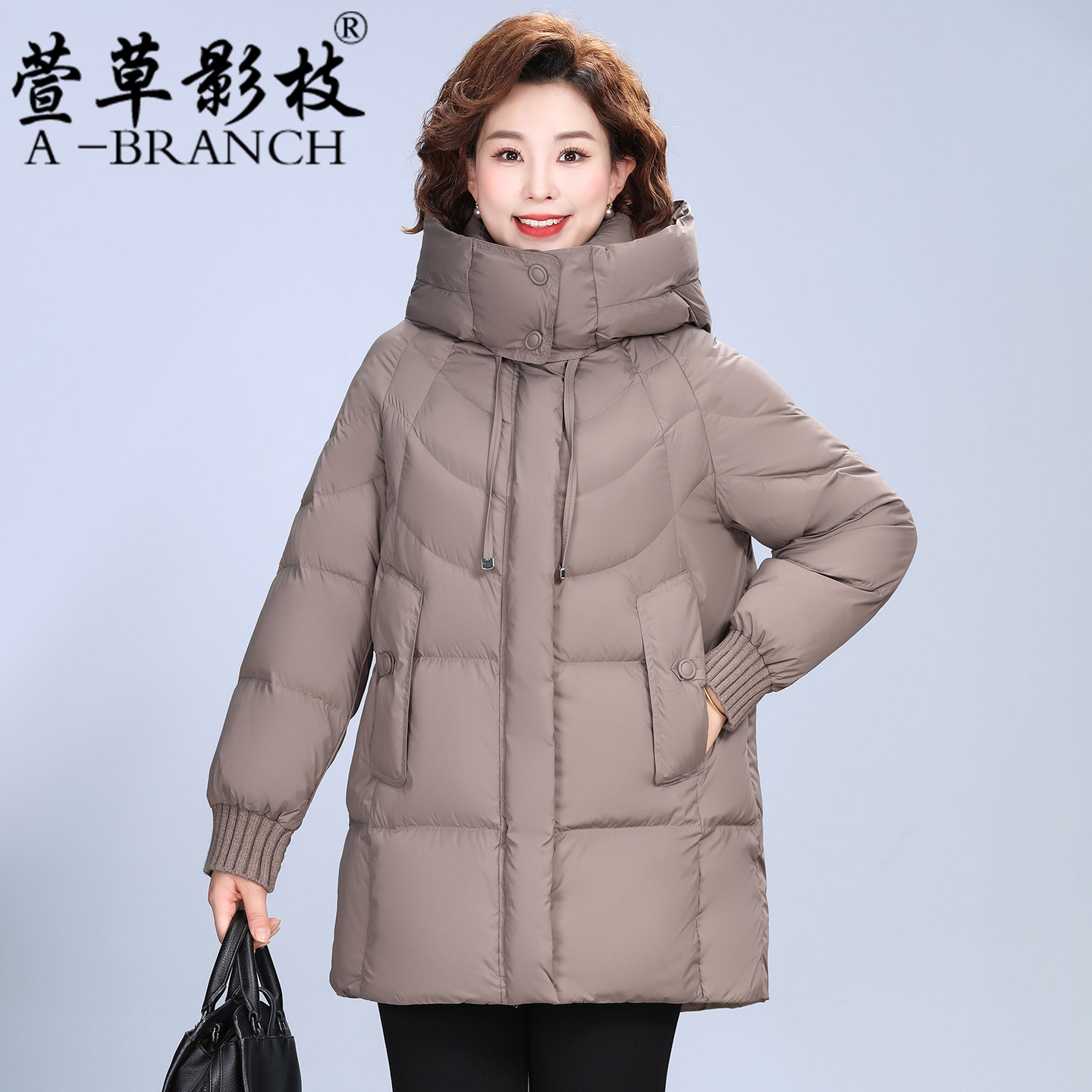 中年妈妈羽绒服冬装中长款2025洋气加厚保暖中老年白鸭绒女士外套