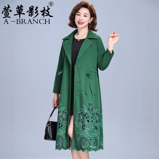 中年妈妈洋气风衣春秋季大码时尚中长款50多岁品牌贵夫人女士外套