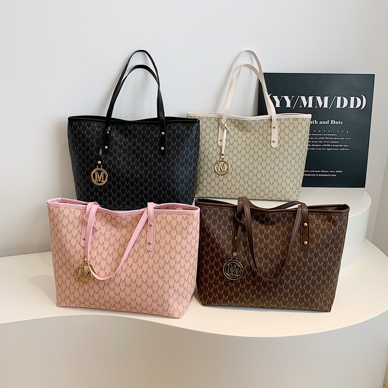 轻奢洋气2025新款托特包女大容量通勤包包高级感百搭大学生上课包