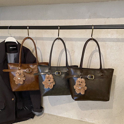 芊舒祺高级感托特包女2025新款大容量通勤包小熊挂件单肩手提包