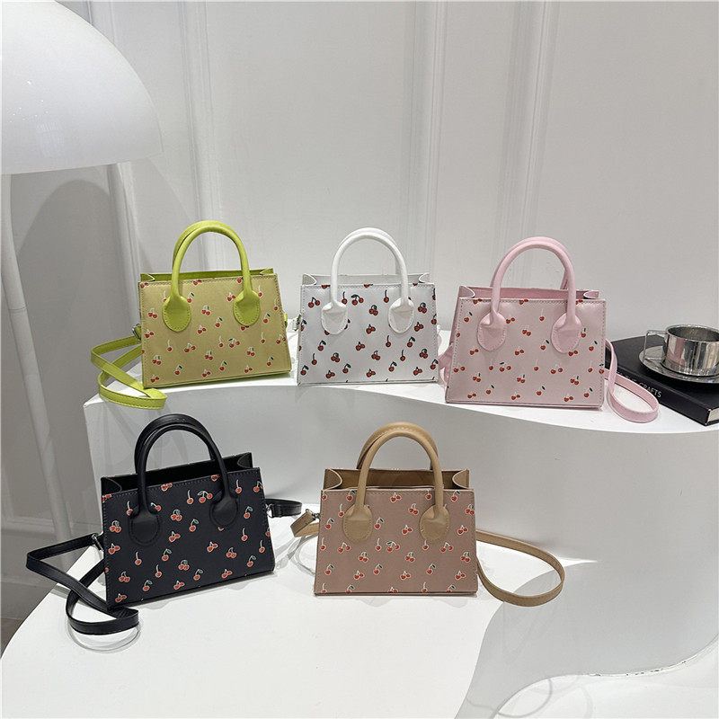 芊舒祺2026新款女包欧美时尚樱桃印花休闲小方包女百搭手提斜挎包,箱包皮具/热销女包/男包,小方包,淘宝优惠券,粉丝福利购,淘宝优惠卷