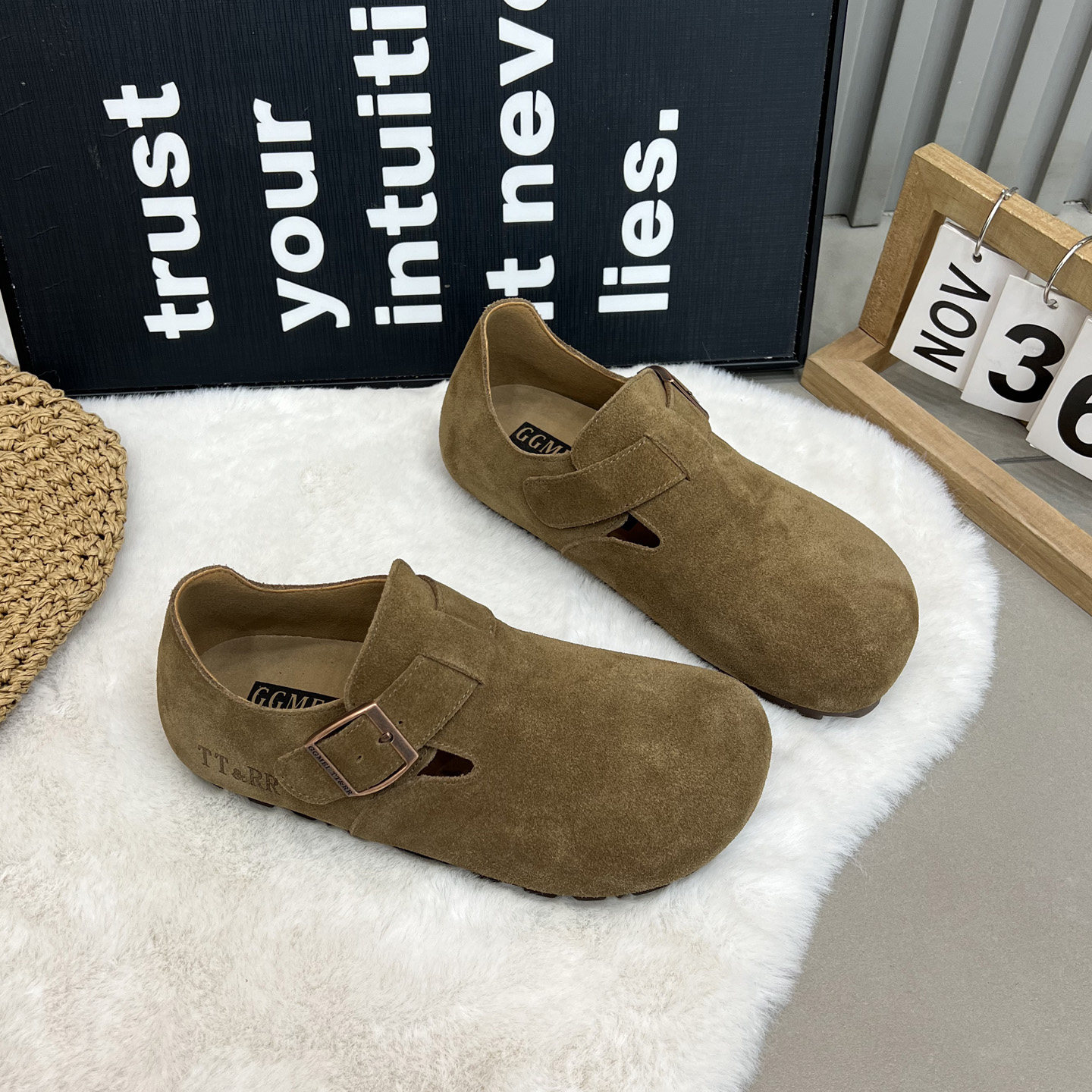 真皮勃肯鞋女2026新款平底一脚蹬搭扣单鞋大头鞋丑萌懒人鞋乐福鞋,女鞋,勃肯鞋/软木鞋,淘宝优惠券,粉丝福利购,淘宝优惠卷