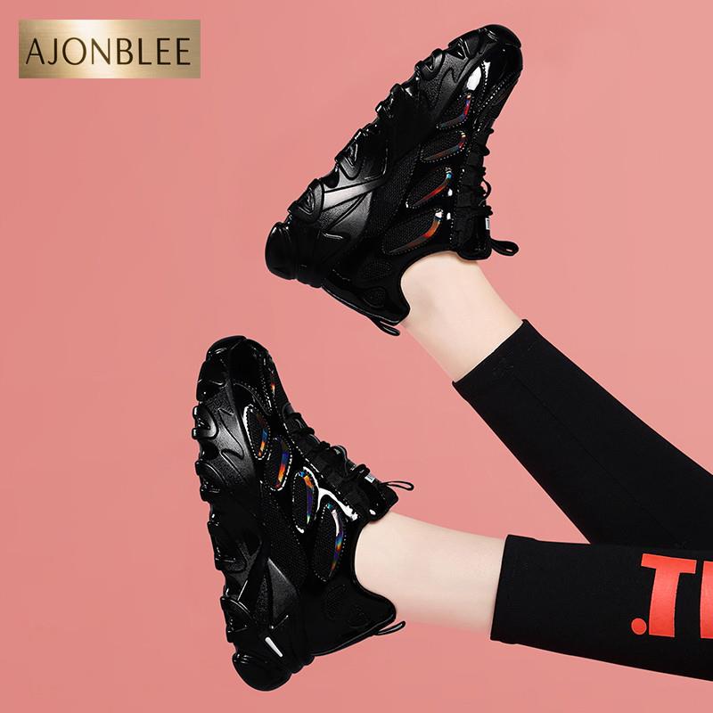 爆款炸街女单鞋黑色老爹鞋厚底内增高2024年百搭新款休闲运动鞋女