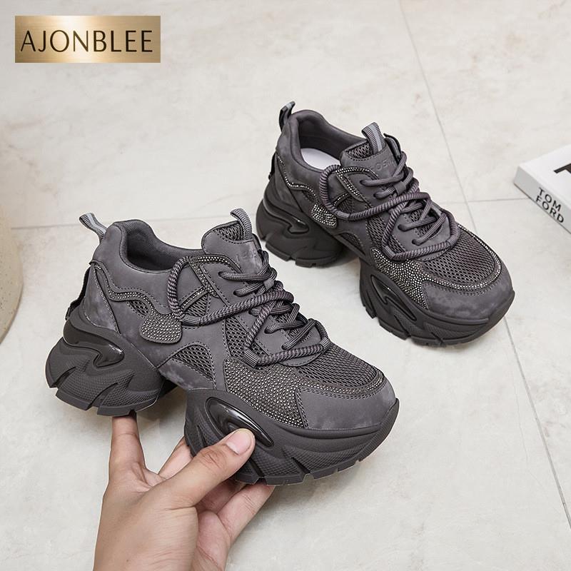 水钻老爹鞋女款2025新款真皮秋冬季轻便厚底增高时尚休闲运动鞋子