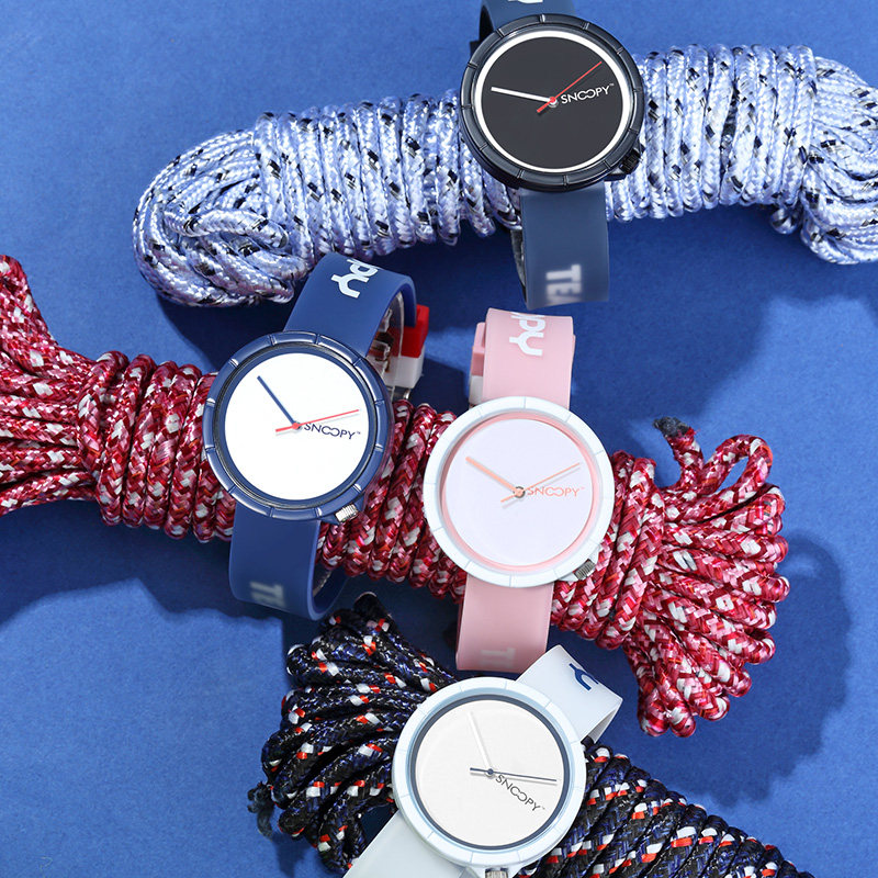 snoopy史努比手表潮流糖果女中性时尚手表男青少年学生情侣石英表