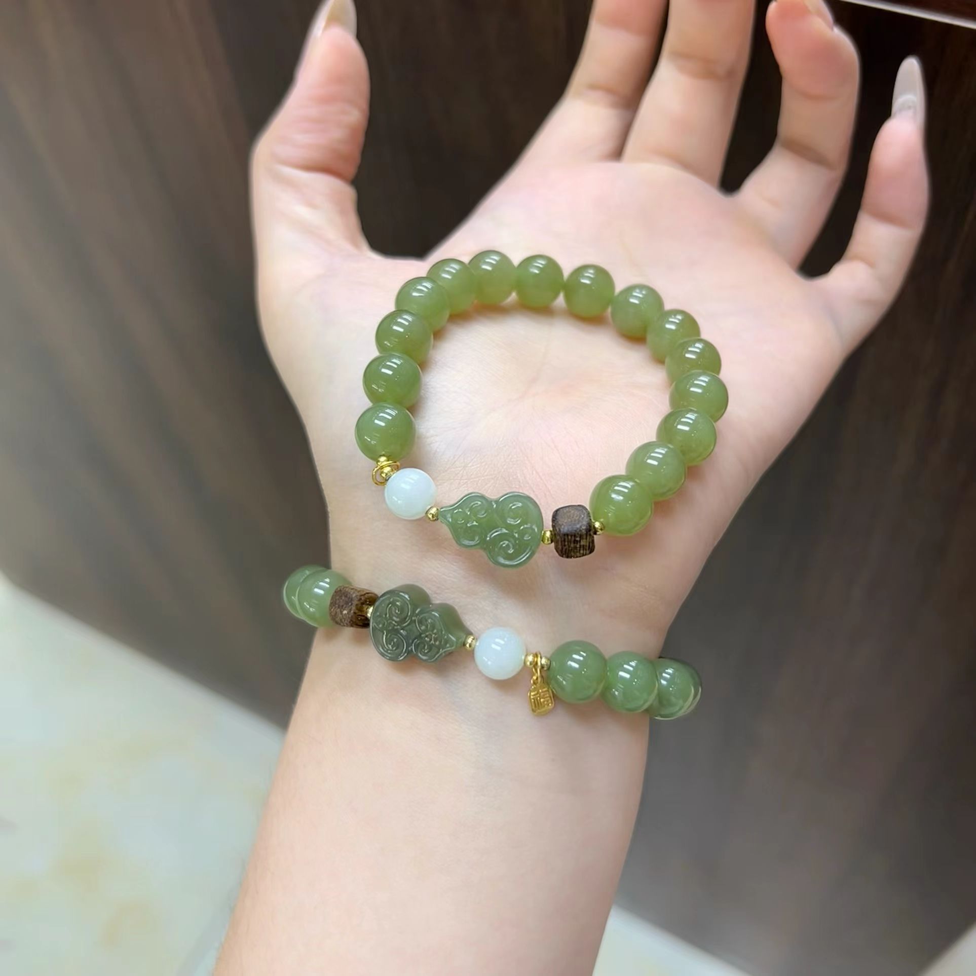 天然新疆和田玉手链男女款貔貅玉手串