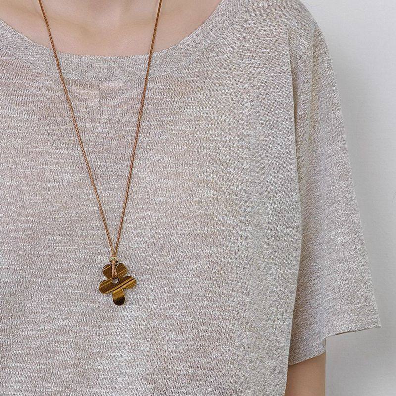 韩国2025秋冬新款天然虎石花朵吊坠长款毛衣链美拉德项链轻奢高级