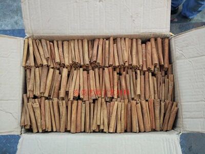 新品烟桂香料桂粉桂条肉桂棒一公斤价格装饰品桂皮桂木棒软装设计