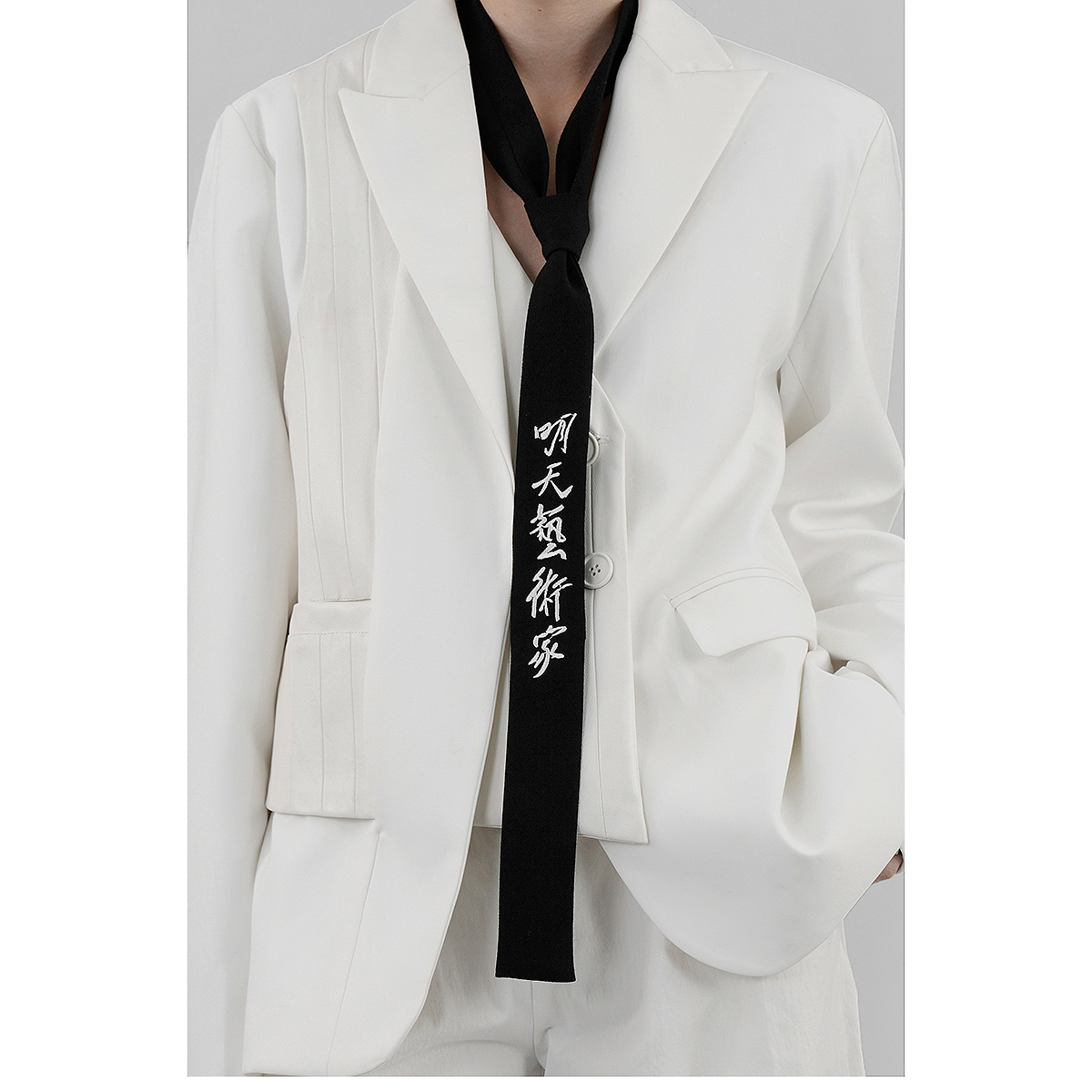 明天藝術家19A/W02  冬季新品男女同款品牌logo刺绣高级羊毛领带