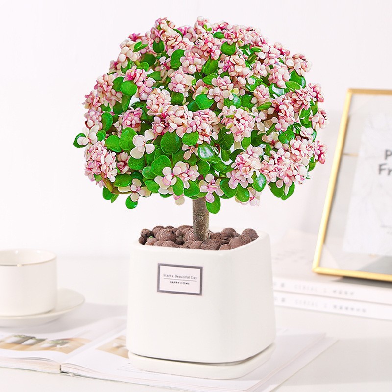 Golden branches, jade leaves, blooming flowers, rich and pr