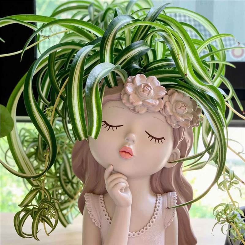 Golden Heart Rolling Leaf Hanging Pottery French Girl Offic